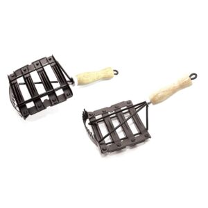 Striglia in Ferro con Manico in Legno